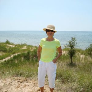 Meet your Posher, Pamela